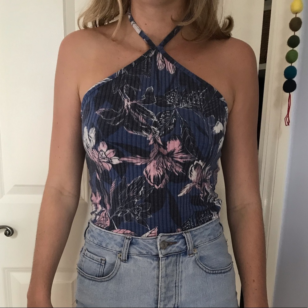 Shirt - Picture 2 of 3